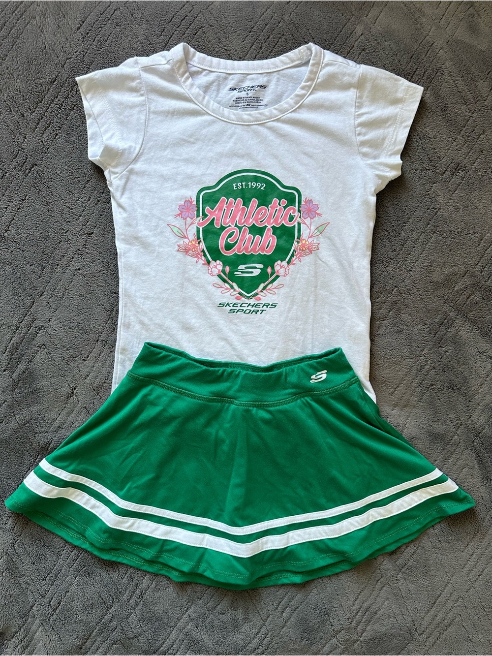 Skechers Sport "Athletic Club" White Tee & Green Skirt Set Girls Size 5